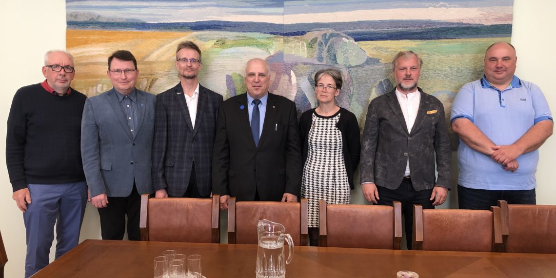 Kohtuti uue maaeluministriga. Foto: EPKK