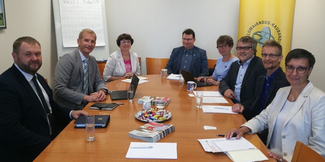 Põllumajanduskoda kohtumisel keskkonnaministriga: toidutootmise ja keskkonnahoiu vahel tuleb tagada tasakaal ja sidusus. Foto: EPKK