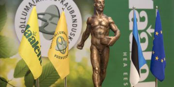 Aasta põllumehe konkursi võitja auhind: ajaloolise „Külvaja” pronkskuju koopia. Foto: Sven Arbet / Ekspress Meedia