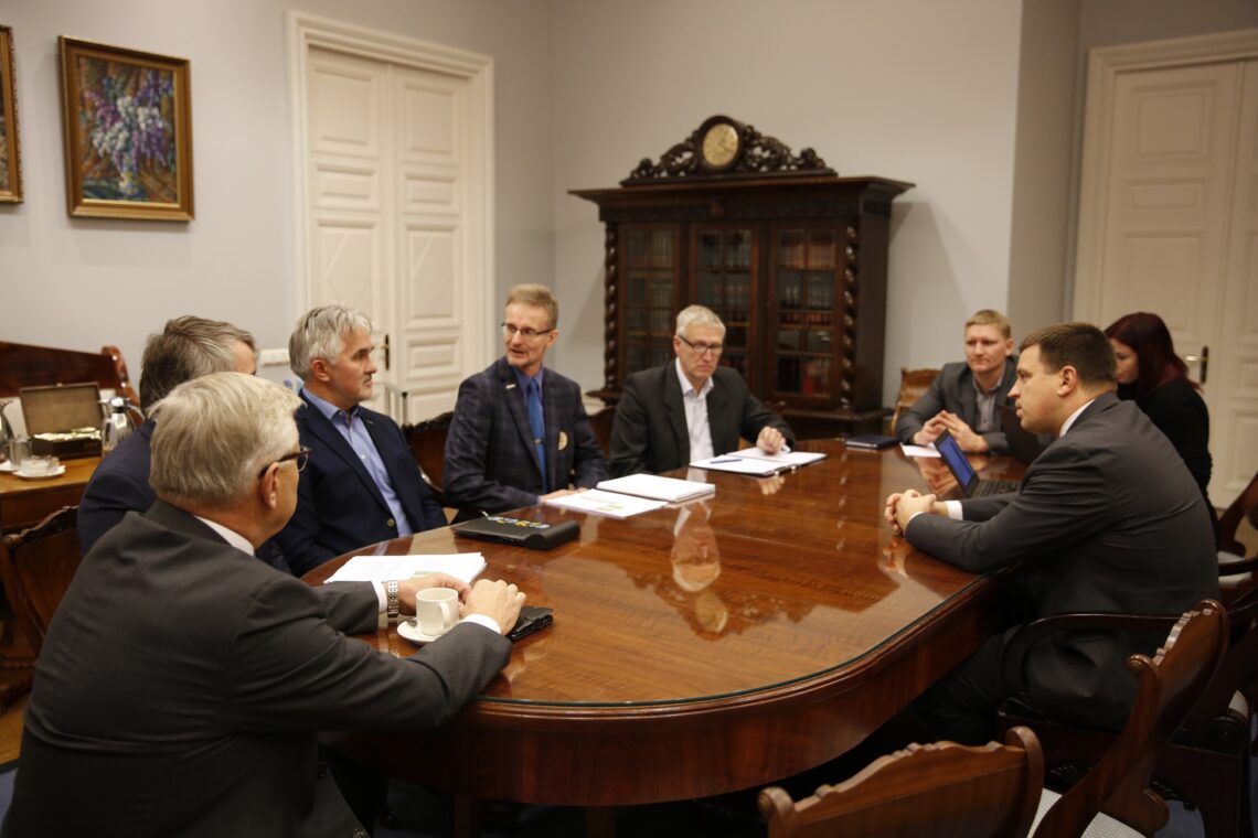 EPKK kohtumine peaministriga, teemaks üleminekutoetused. Foto: Stenbocki maja