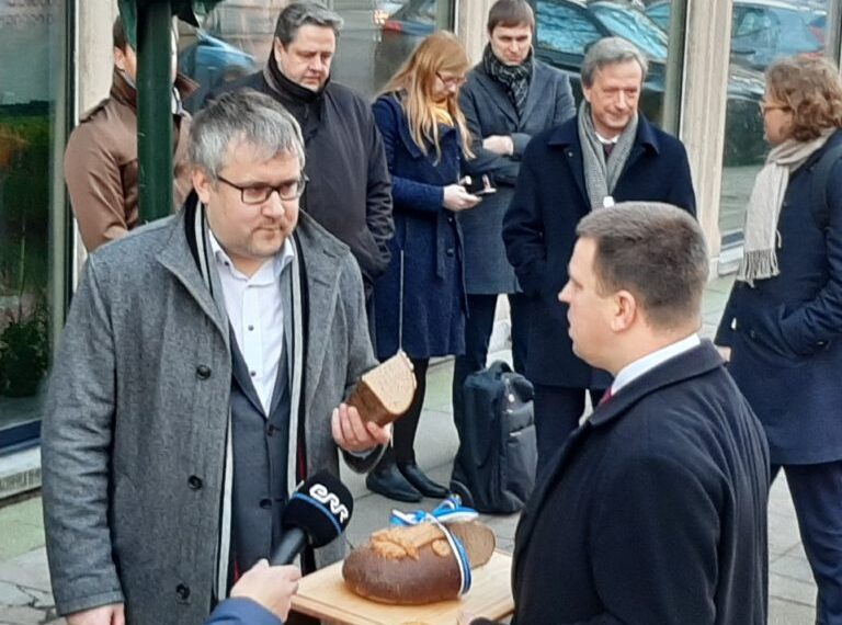 Balti riikide põllumehed küsivad valitsusjuhtidelt võrdset kohtlemist. Foto: Roomet Sõrmus ja Jüri Ratas Brüsselis