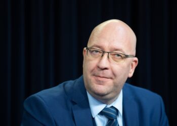 Arvo Aller tahab vähendada bürokraatiat, et põllumehed ei peaks mitmesse kohta sarnaseid andmeid esitama. Foto: Scanpix/Ekspress Meedia/Rauno Volmar