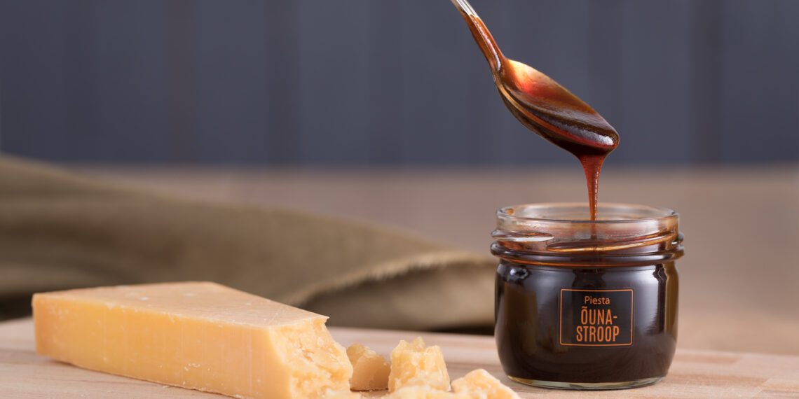 Piesta Kuusikaru talu õunastroop. Foto: tootja