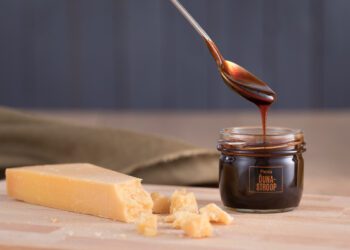 Piesta Kuusikaru talu õunastroop. Foto: tootja