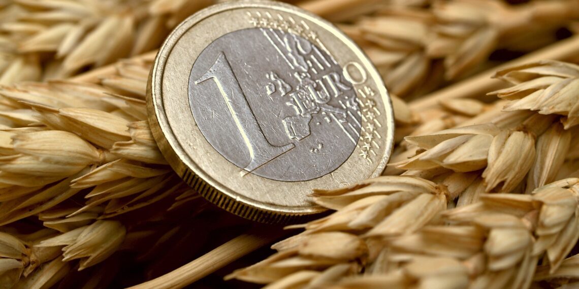 Koalitsioonileping. Erakorraline toetus piima- ja sealihasektorile. 12 miljonit lubatud, aga kättesaamisega läheb aega. Foto: Shutterstock