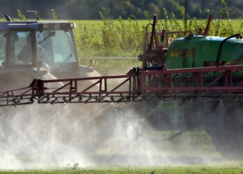 Taimekaitsevahendite valik jääb napimaks. Nitraate jõuab enam põhjavette. Foto: Pixabay