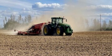 Maakasutuse stsenaariumid. Suviodra külv Põlvamaal. Foto: Sigrid Kahar