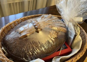 Tänavusest rukkisaagist küpsetatud uudseleib viiakse traditsiooniliselt presidendile. Foto: Vabariigi Presidendi Kantselei